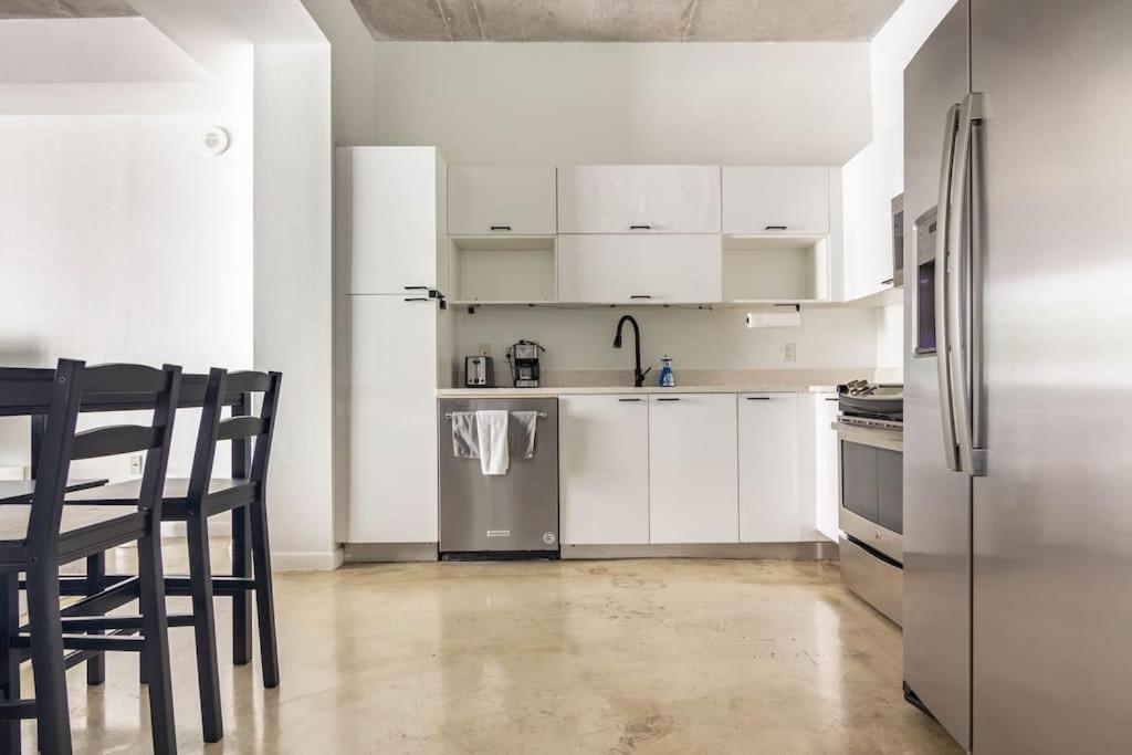 1Br Loft In Downtown With Bay View And Workspace Miami Esterno foto