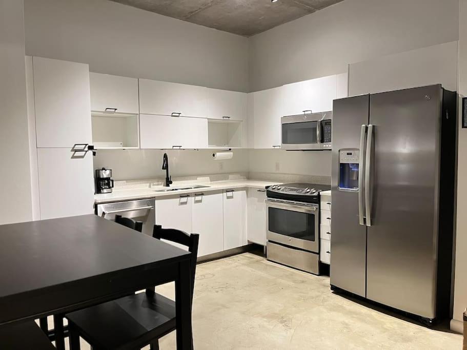 1Br Loft In Downtown With Bay View And Workspace Miami Esterno foto
